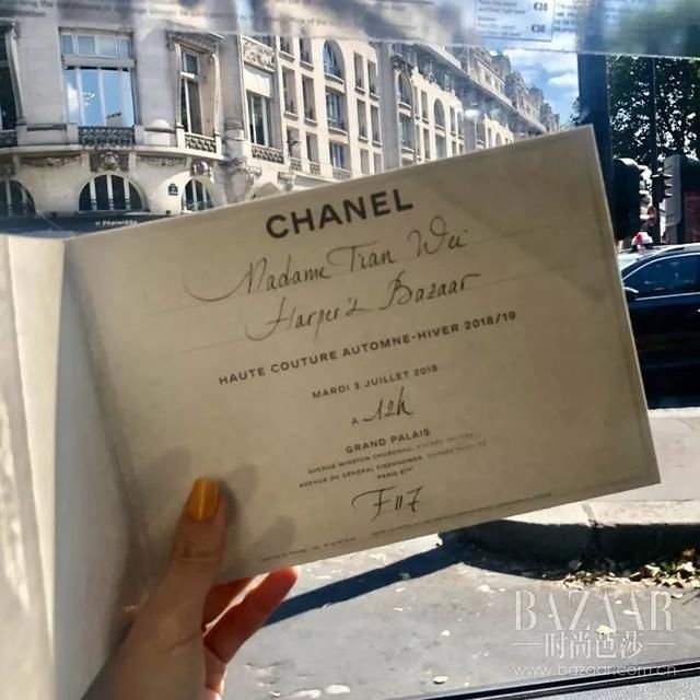 塞纳河倒映的Chanel高定,流淌的是左岸的旧时光