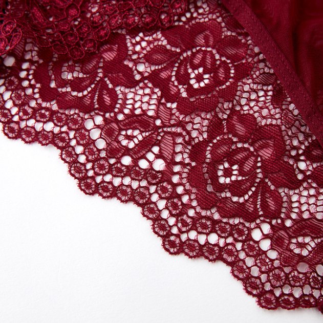 老婆穿这三角裤，好看不说，还性感的要命，我马上买几件回家