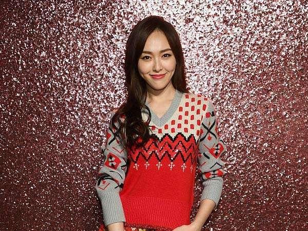 唐嫣罗晋低调现身民政局领证，谣言不攻自破，杨幂：恭喜