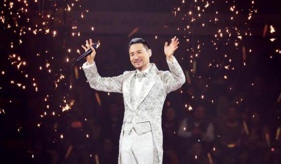 为什么刘德华、张学友这类老歌手目前不再