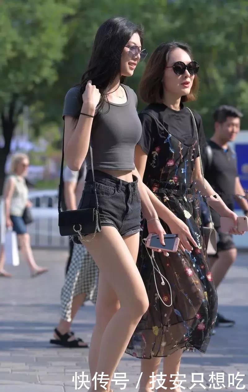  『摄影』摄影韵味十足，年轻女孩就该这么穿
