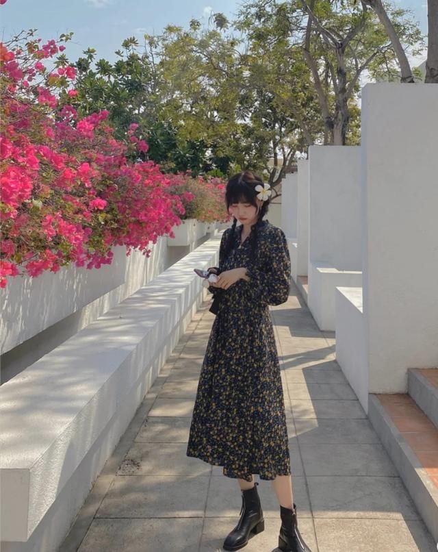  『露脐装』想要在初夏抓住眼球？这几种元素不能少，学会一种就是最靓的仔