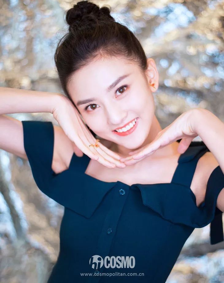 美人计 | 姐妹花宋祖儿和欧阳娜娜，就是女大学生造型标杆