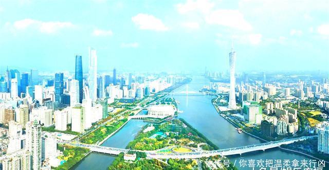  gdp■江苏最发达的城市，GDP接近20000亿，但市中心却没有高楼