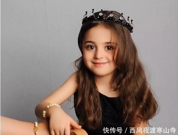  [辞职]6岁伊朗小女孩，颜值碾压众人，爸爸辞职当贴身保镖？