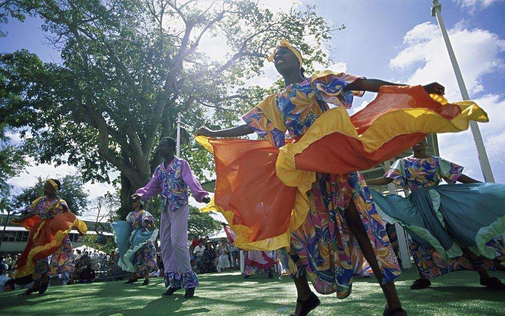 世界唯一黑人发达国家：全国80%黑人，却与韩国一同成发达国家