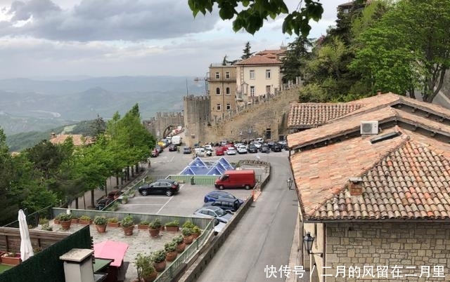  唯一：全球唯一没有红绿灯的国家，汽车比人口还多，却从不堵车