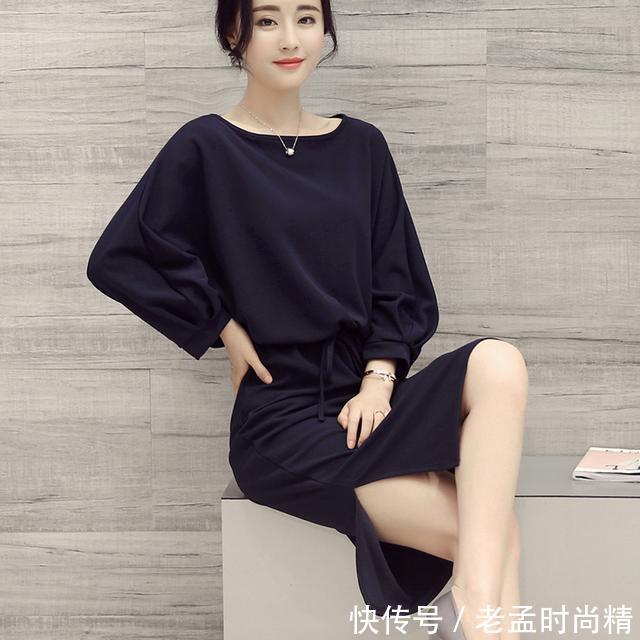  『时尚条纹初』时尚穿搭：女人一定穿连衣裙才性感可爱，奔三的女人穿上气质脱俗减龄又遮肉！