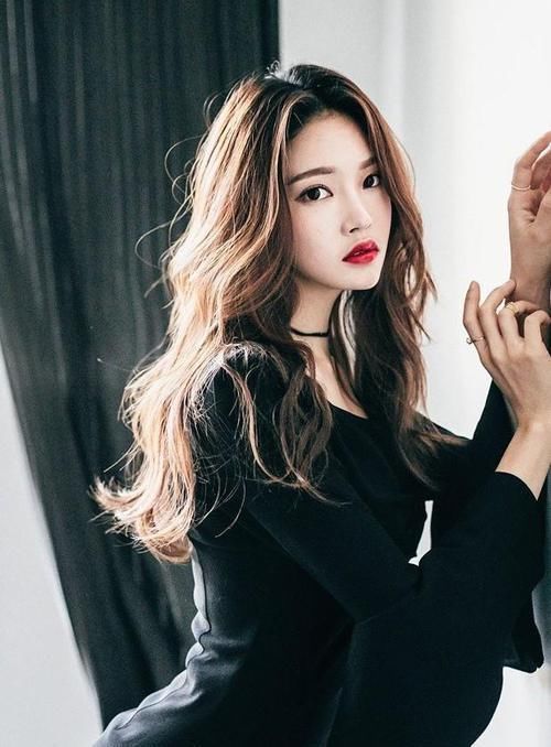  『顾盼』黑扇子连衣裙,潇洒的美少女,愿你失去顾盼多情