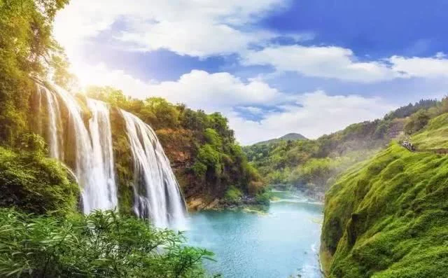 你踏足过云南的秀美风光,等一个人,陪我去贵州【2020热门旅游景点】
