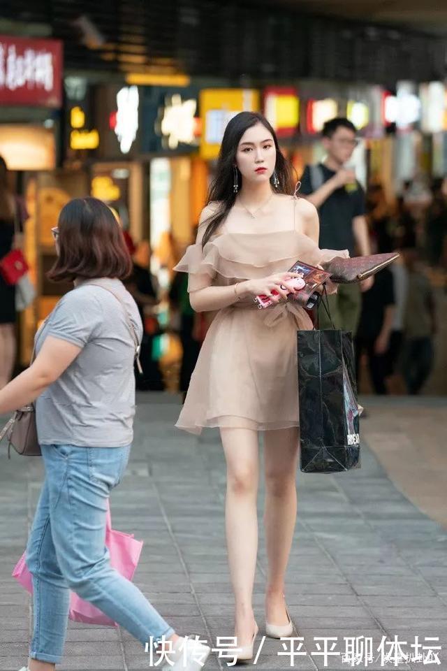  [半途而废]街拍穿搭你突然的半途而废，让我的所有期待都落了空
