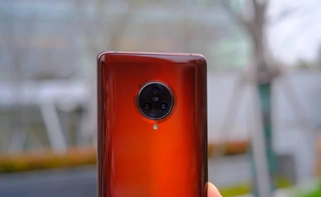  [瀑布屏]NEX 3S感受：高雅飞瀑屏 长相就是说公平正义
