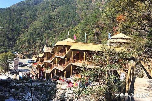 中国唯一跨越两个省的风景区，100元可玩两天一夜，你去过吗？