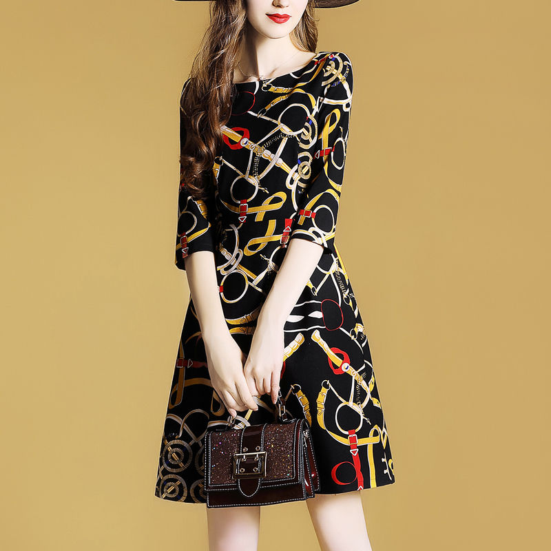 初秋，欧版裙+高跟鞋/平底鞋，简直美爆了，忒潮