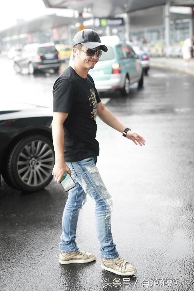 冉莹颖又放飞自我，看完她的裤子我眼瞎了，网友：绝对没人敢撞衫