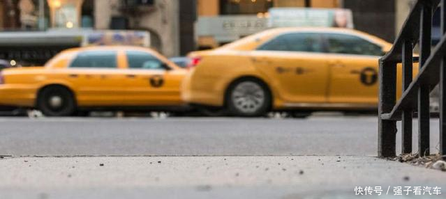 女乘客花一万多从杭州打快车去北京，家属称其有精神分裂要求退钱