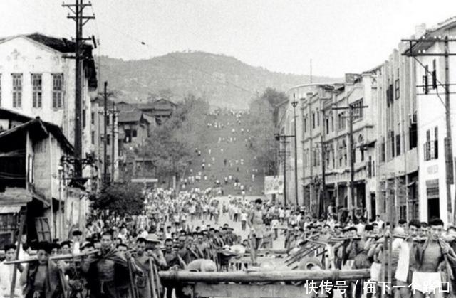 美国人拍摄的1959年四川成都: 想不到59年的四川成都是这样子