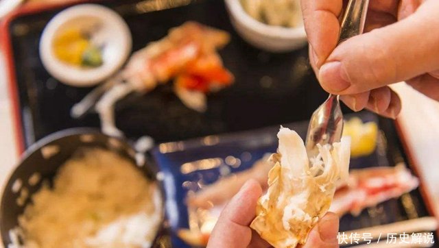 欧洲“热爱冬天”的国度，零下30度冬泳，当地人：这才是生活