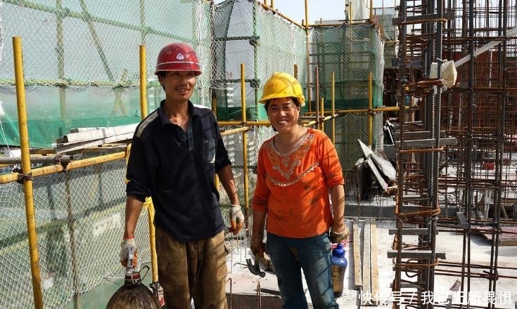 农民工进城打工还不到一个月，却又掀起“返乡潮”，为啥呢？