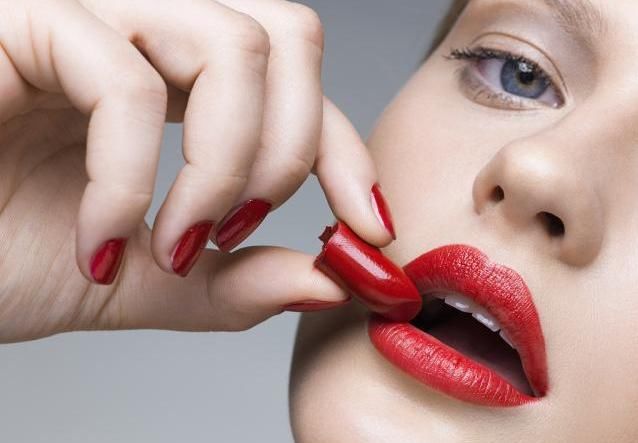 不是每个人都适合涂口红，这些不适合涂口红的嘴型：你中招了吗？