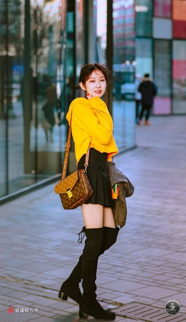  『归属于』时尚街拍：把握时尚潮流的浪潮，一瞬间变不一样，让归属于你的时尚潮流已不望尘莫及