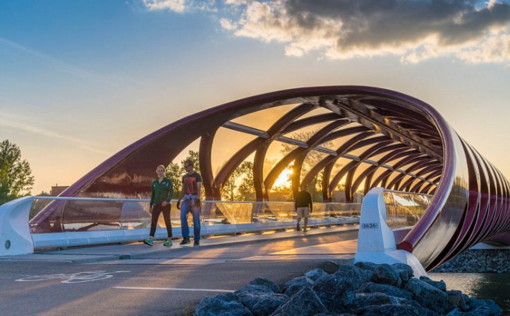 全球最“败家”的桥，仅126米耗资1.4亿，号称世界工程奇迹