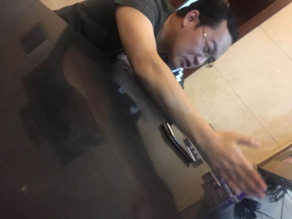 传OK徐明星涉数字货币欺诈接受调查，昨晚遭维权用户围堵