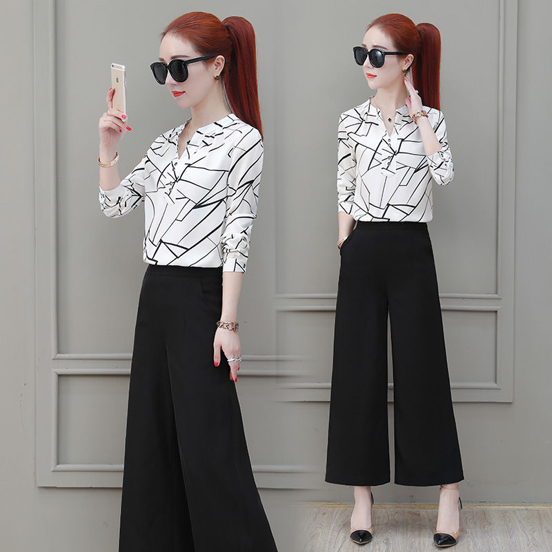 等了三天三夜，刚上市的小衫，搭阔腿裤，70后老婆穿多美多迷人