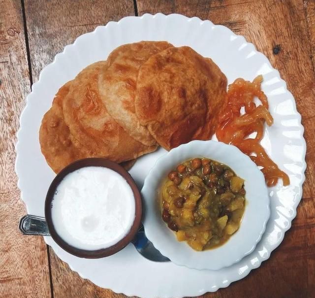 中国姑娘远嫁印度定居恒河畔，借钱开客栈当上老板娘