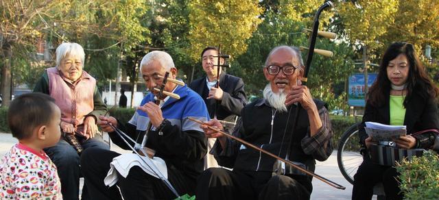 退休工资低于社平工资标准怎么办？