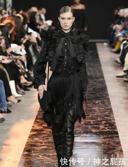 【蝴蝶结】Elie Saab 2020年秋冬系列 清新波点时尚穿出最美高级感