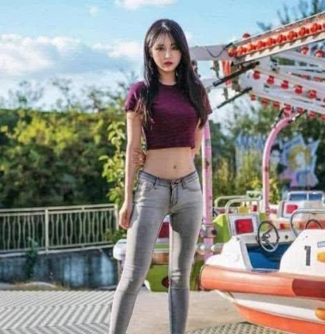 时尚穿搭,如果你想成为时尚的佼佼者,牛仔裤将成为你最好的选择