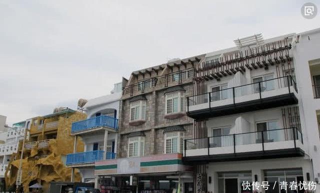 大陆女去台湾旅游,吐槽破旧的像大陆旧时县城,导游的回答太心酸