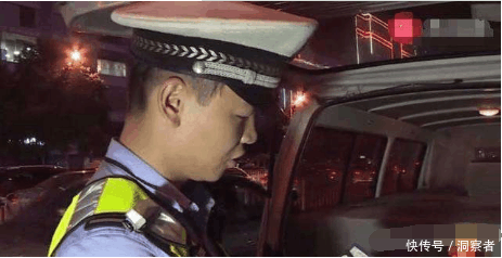 小伙开面包车买菜, 交警称违规载货罚200, 小伙