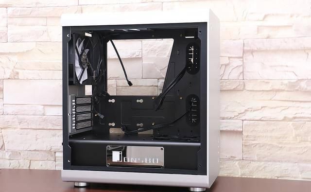  『值得一提』老机箱新折腾，分享一台最近完成的 M-ATX 主机
