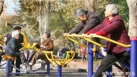 小区@春暖花开独立运动,如何利用好小区健身苑?