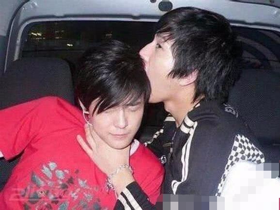 卓伟再放大招，曝井柏然不雅照!网友:恶心，怪不得倪妮不要你