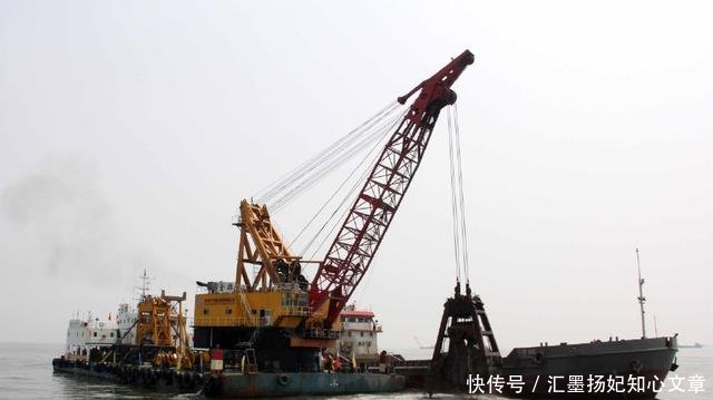  港珠澳大桥@港珠澳大桥人工岛是如何修建的