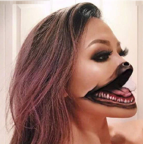 外国美妆博主走红网络,化妆吓到母亲差点报警,技术堪比PS!