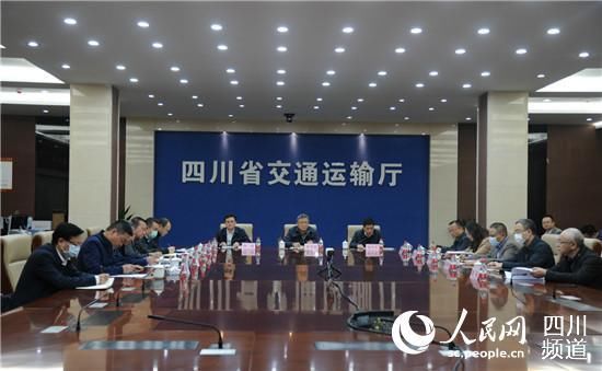  『国省干线』四川将在6月底前全面完成通乡通村硬化路破损路面整治