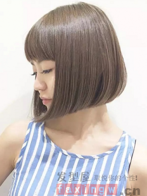 女生精致BOB头短发 彰显自信、阳光又独立的职场女性风采