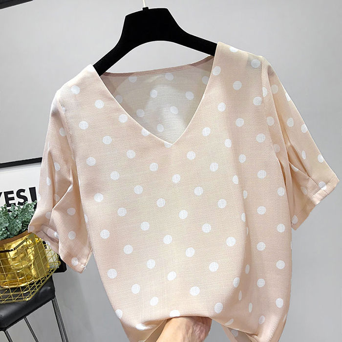 身高不过160的女人，‘雪纺衫’搭短裤短裙，瞬间穿出女神范