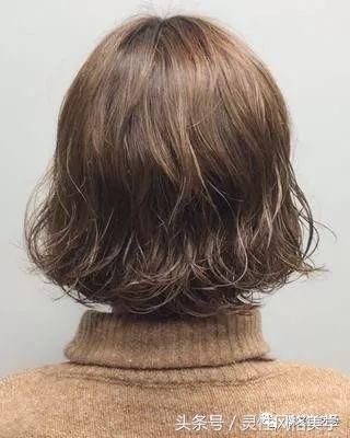 头发散下来的季节到了，你可以换款发型了，各种年龄段都有！