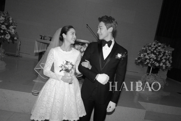 38岁金泰熙成为韩国最受喜爱女明星