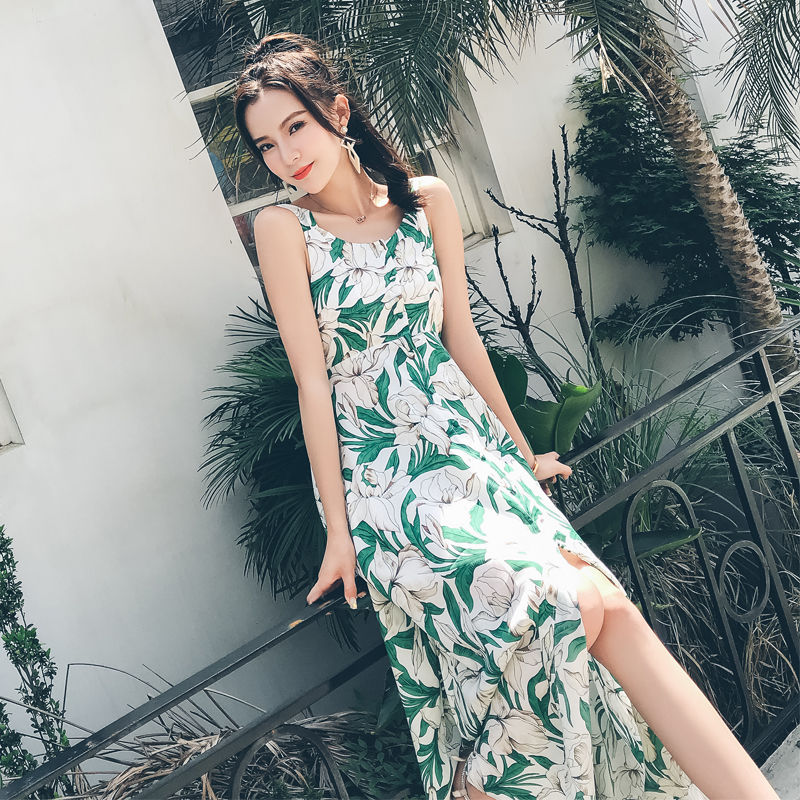 三伏天去水上乐园这样穿，比比基尼还性感撩人，男人见了挪不开眼