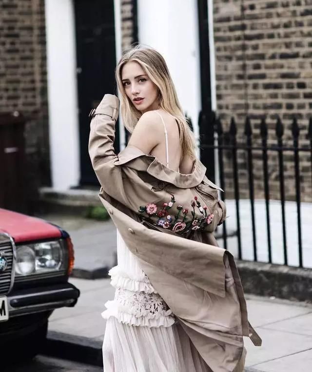 初代博主，最爱的还是她-换季穿衣没灵感?从她身上能找到!