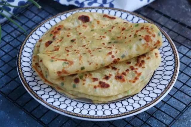 「吃法」早餐别吃馒头包子了,教你新吃法,不发面不醒面,连吃2天都不腻