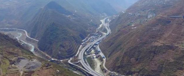 四川将有大动作，砸44亿建高速到重庆，沿途1县发展将“迎春”