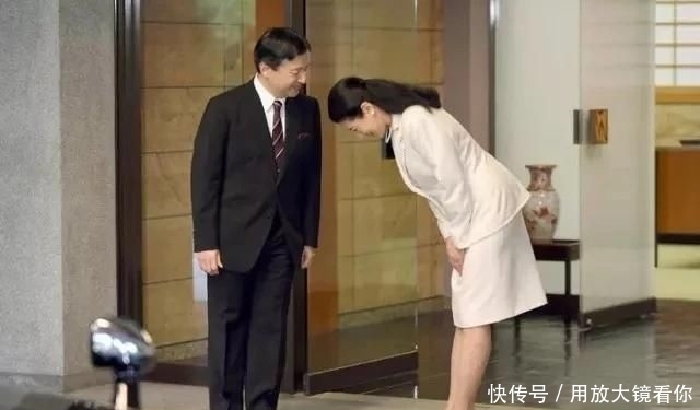  『美智子皇后』从外交官到皇后，雅子皇后的无奈和重生给了我们多少启示