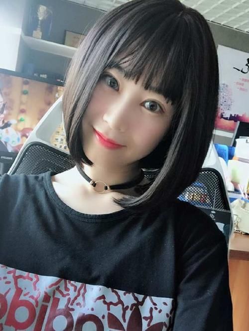 眼镜姑娘你甘心做背影杀手一辈子？不化妆，你永远不知道自己的美